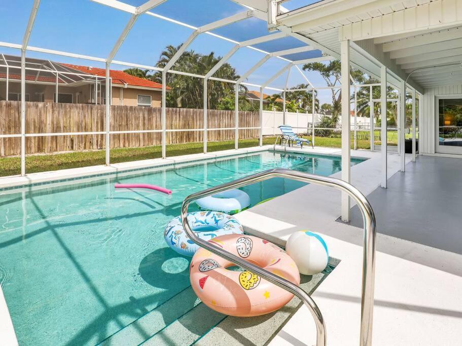 Elevated 1152 - Serene Family Friendly 4 Bed Pool Home Марко Айленд Экстерьер фото